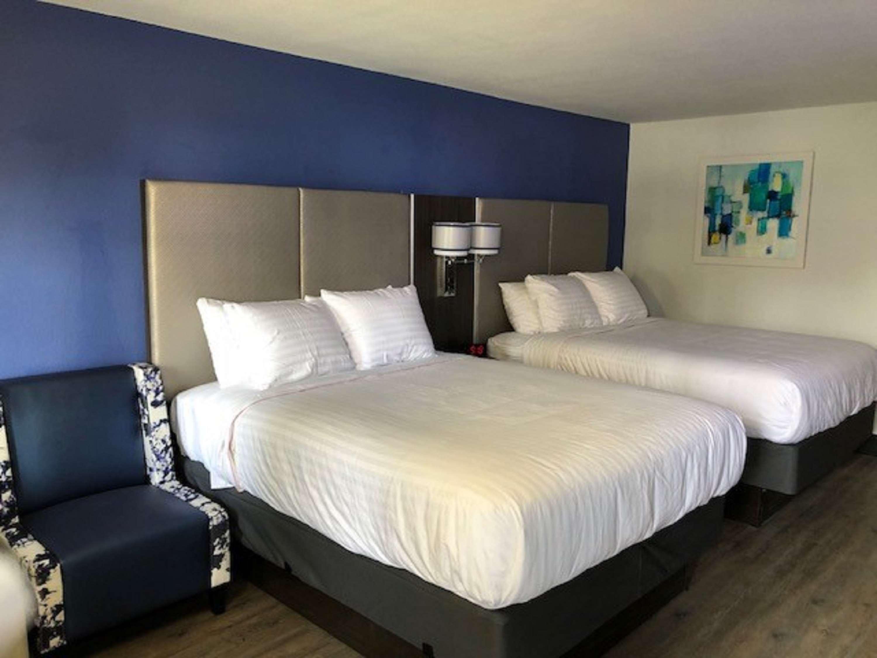 Surestay Plus Hotel By Best Western Sacramento Cal Expo Екстер'єр фото