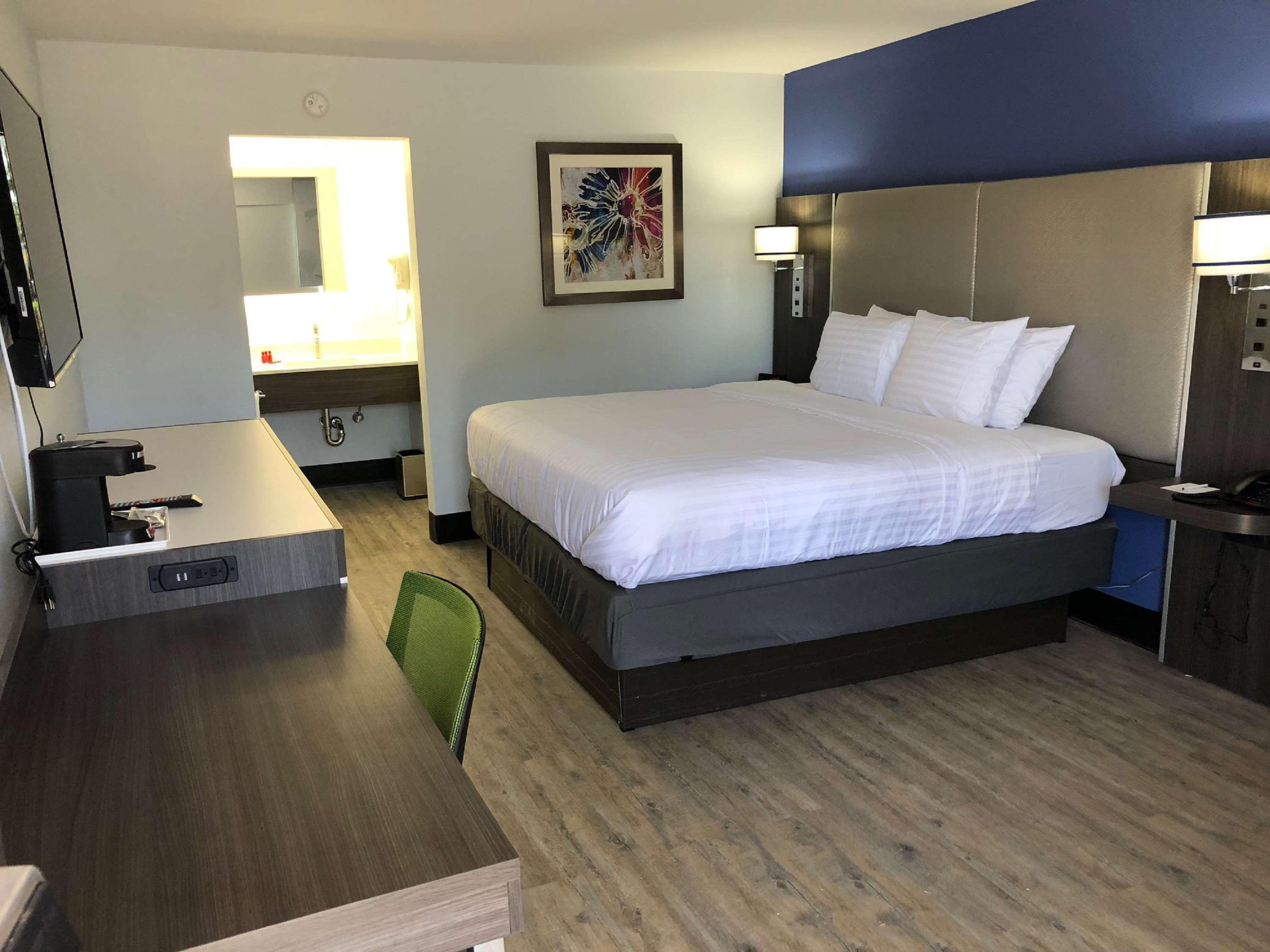 Surestay Plus Hotel By Best Western Sacramento Cal Expo Екстер'єр фото
