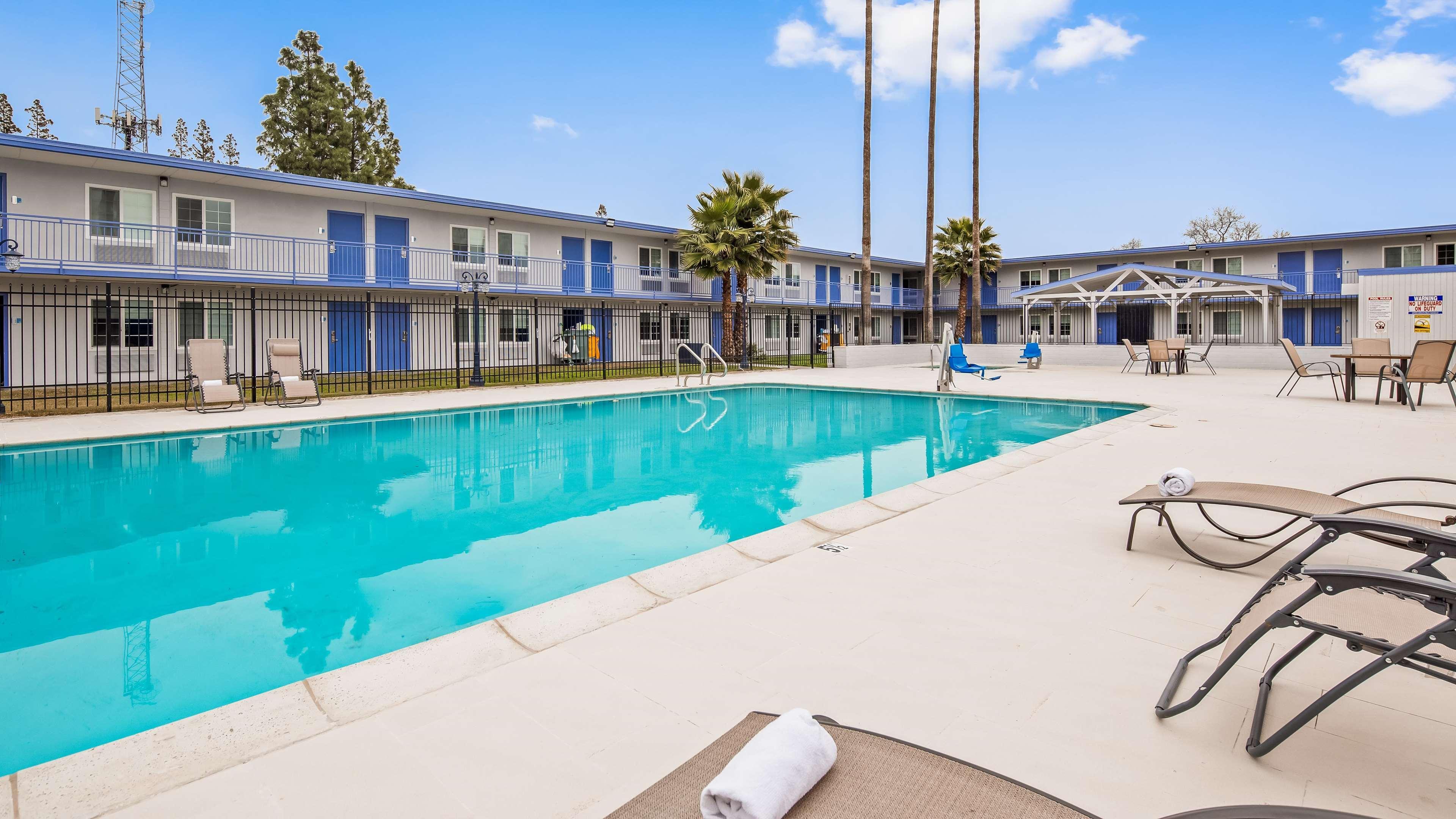 Surestay Plus Hotel By Best Western Sacramento Cal Expo Екстер'єр фото