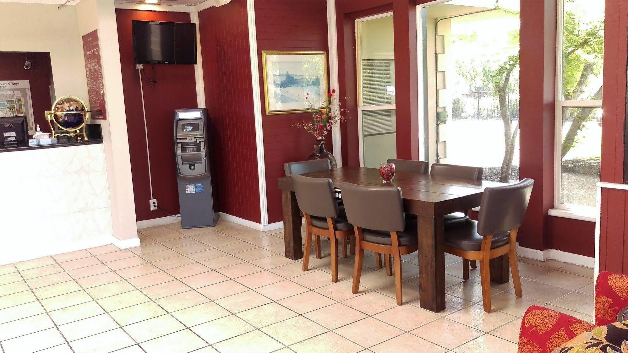 Surestay Plus Hotel By Best Western Sacramento Cal Expo Екстер'єр фото