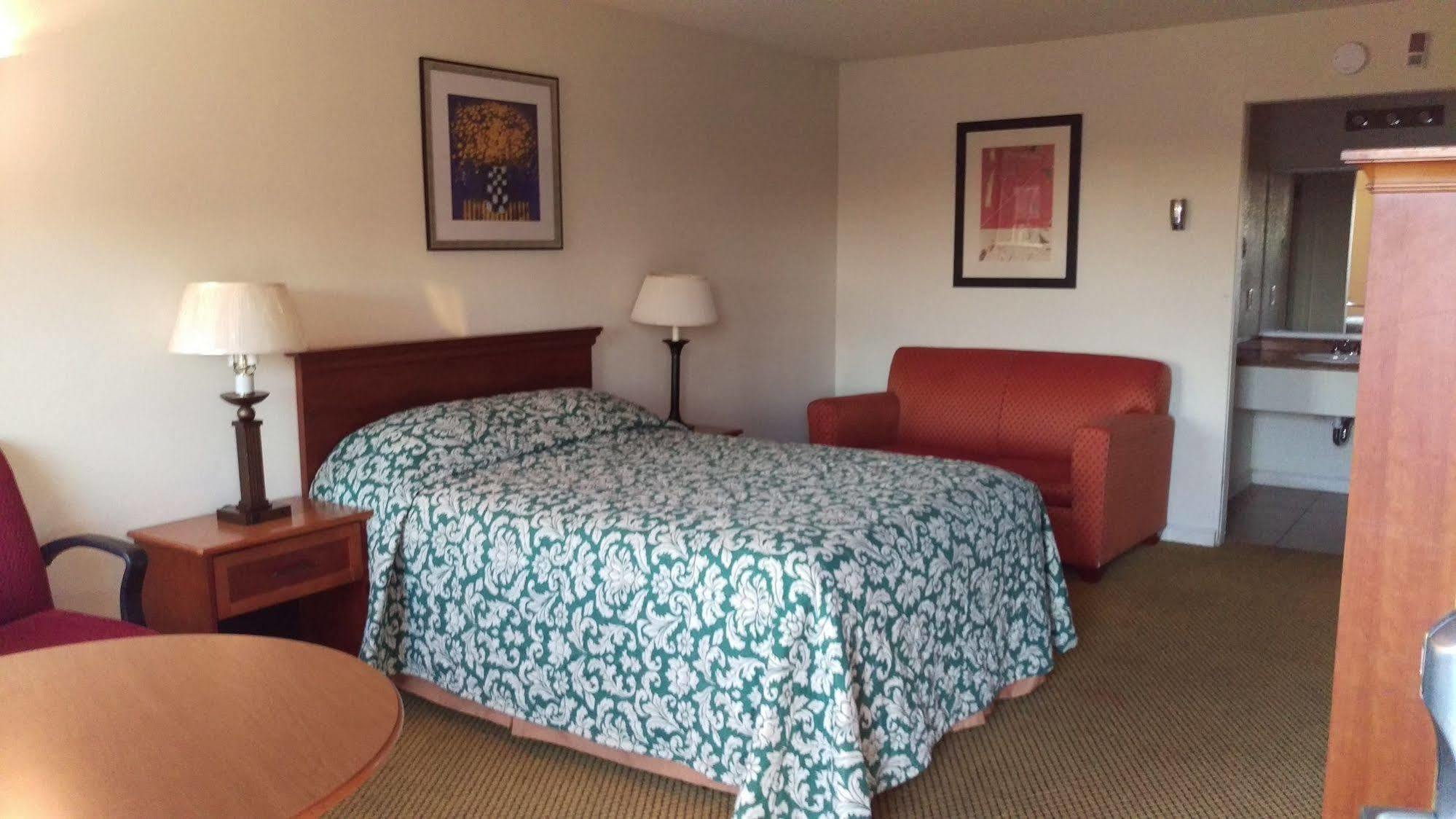 Surestay Plus Hotel By Best Western Sacramento Cal Expo Екстер'єр фото