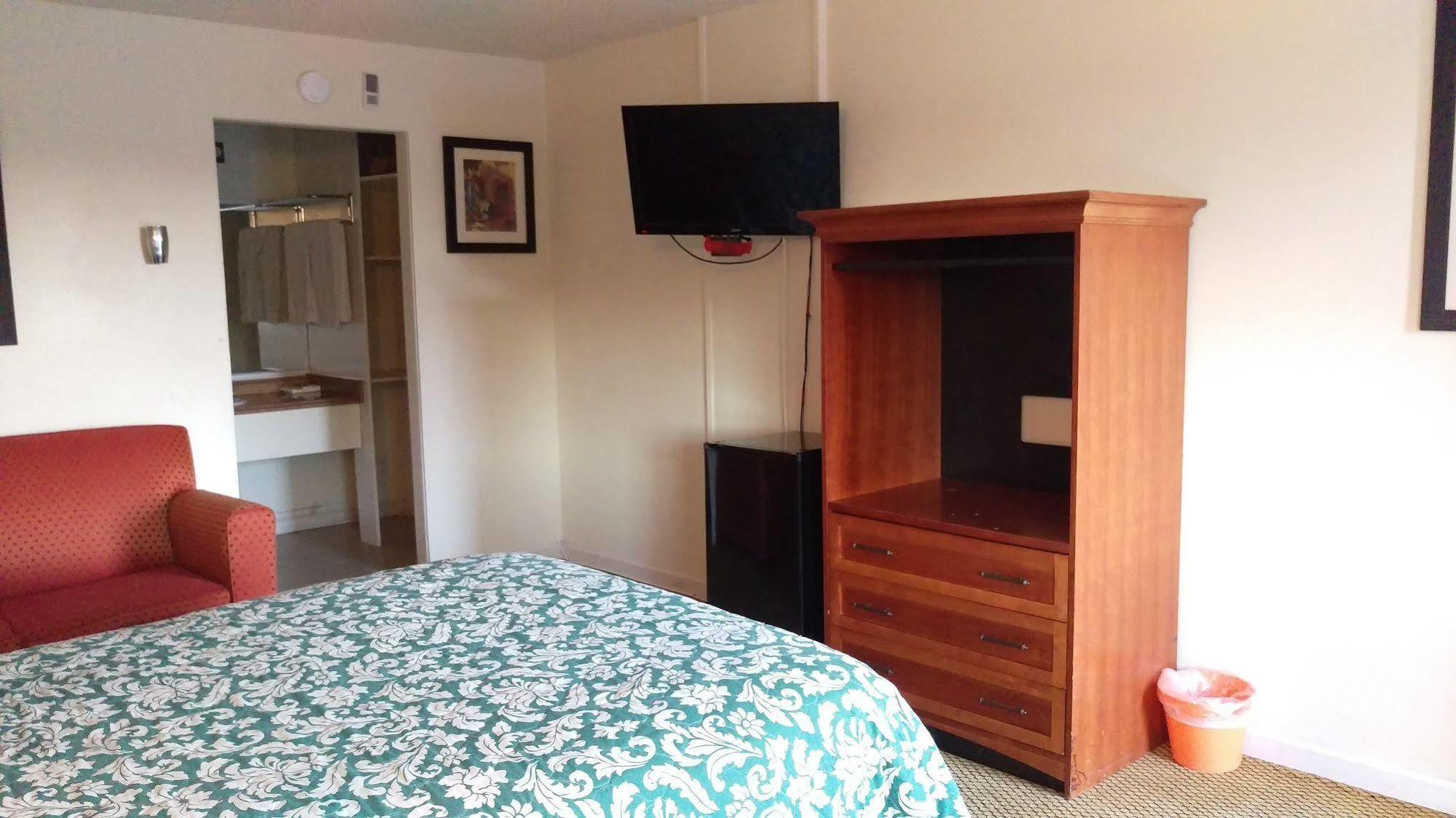 Surestay Plus Hotel By Best Western Sacramento Cal Expo Екстер'єр фото