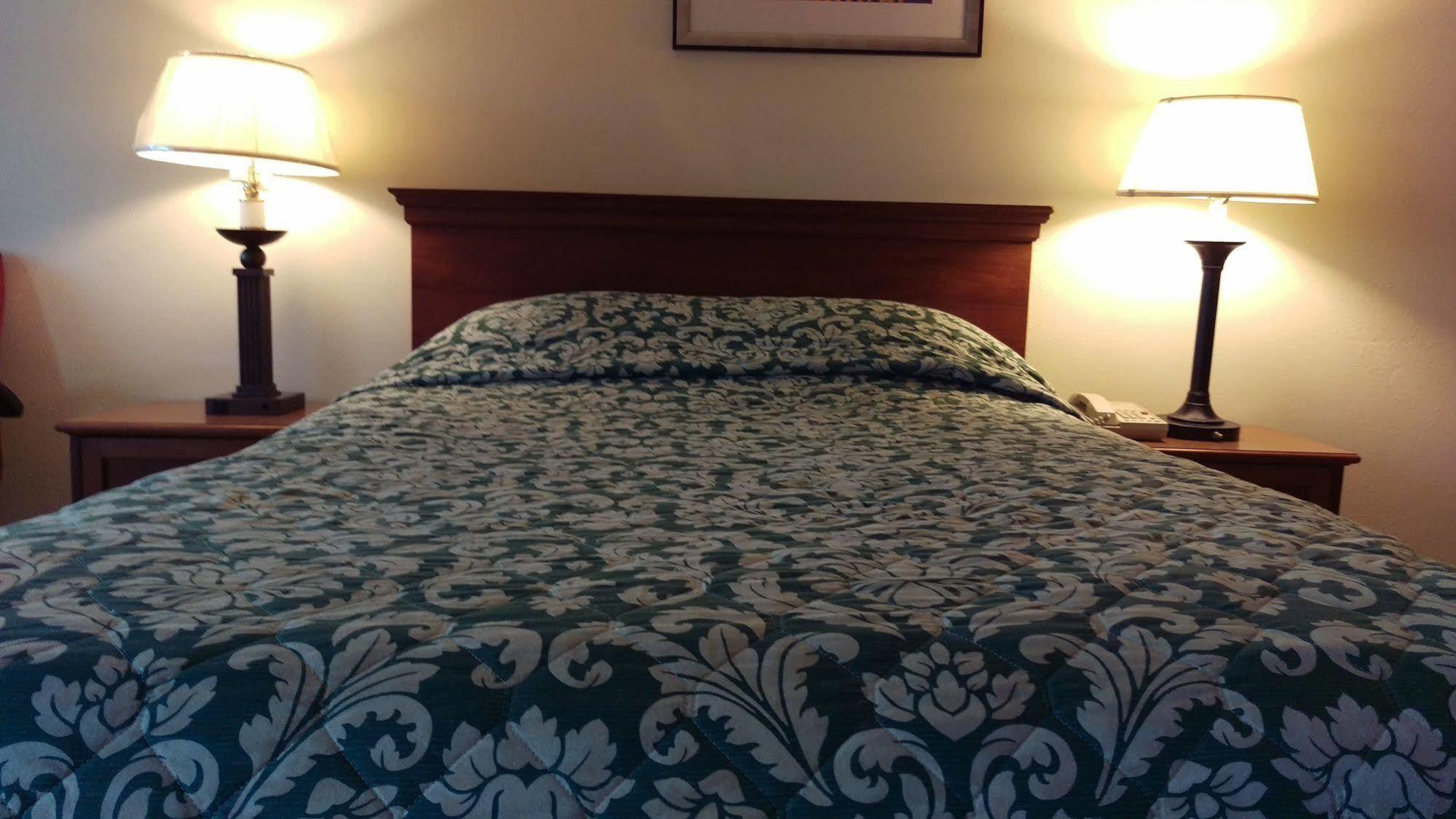 Surestay Plus Hotel By Best Western Sacramento Cal Expo Екстер'єр фото