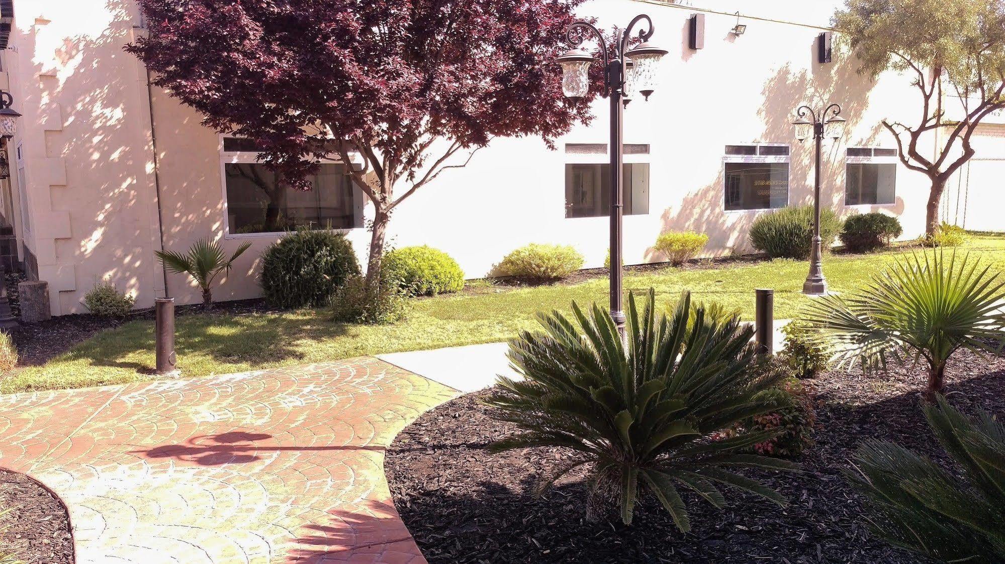 Surestay Plus Hotel By Best Western Sacramento Cal Expo Екстер'єр фото