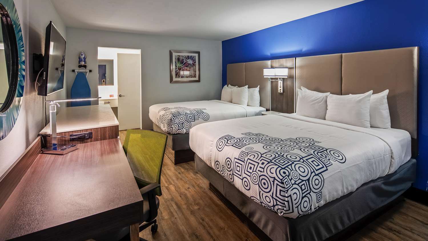 Surestay Plus Hotel By Best Western Sacramento Cal Expo Екстер'єр фото
