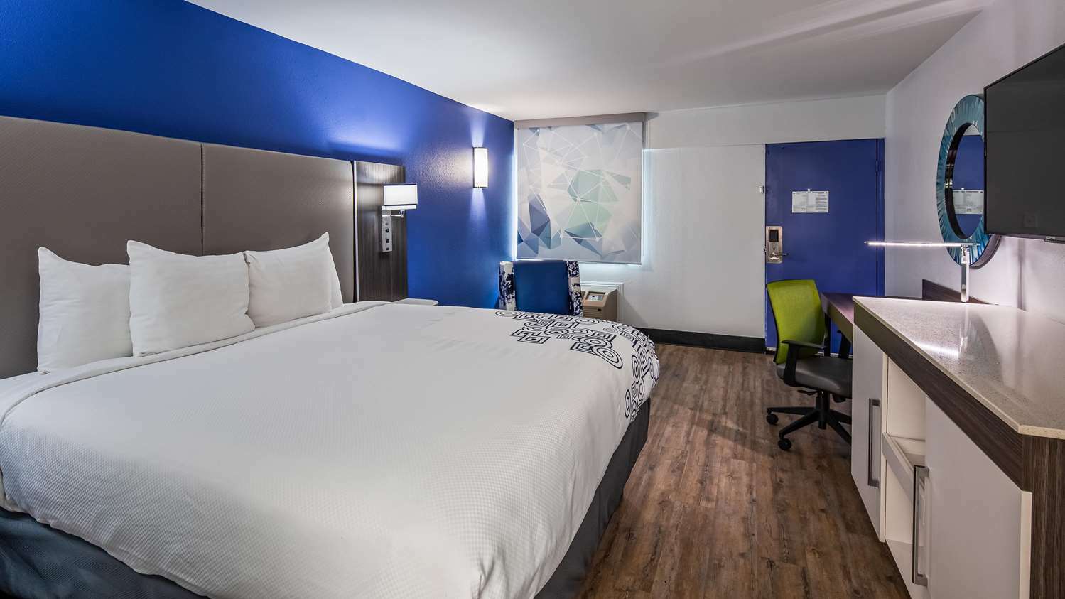 Surestay Plus Hotel By Best Western Sacramento Cal Expo Екстер'єр фото